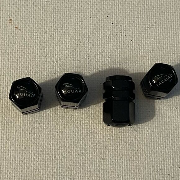 Jaguar Valve Stem Caps in Black Set of 4 NWT - Picture 1 of 4